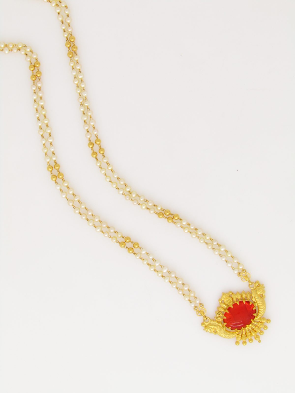 Pearl and Gold Chain