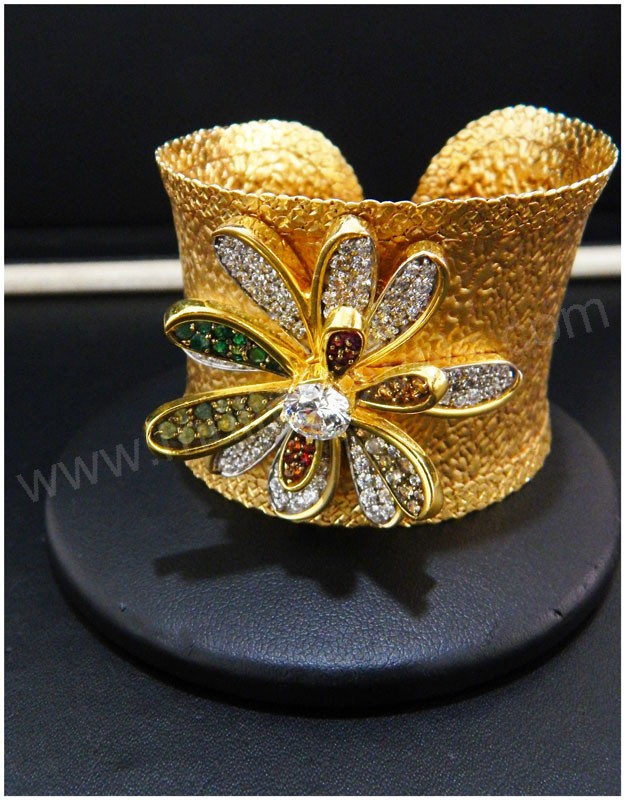 Contemporary Bangle