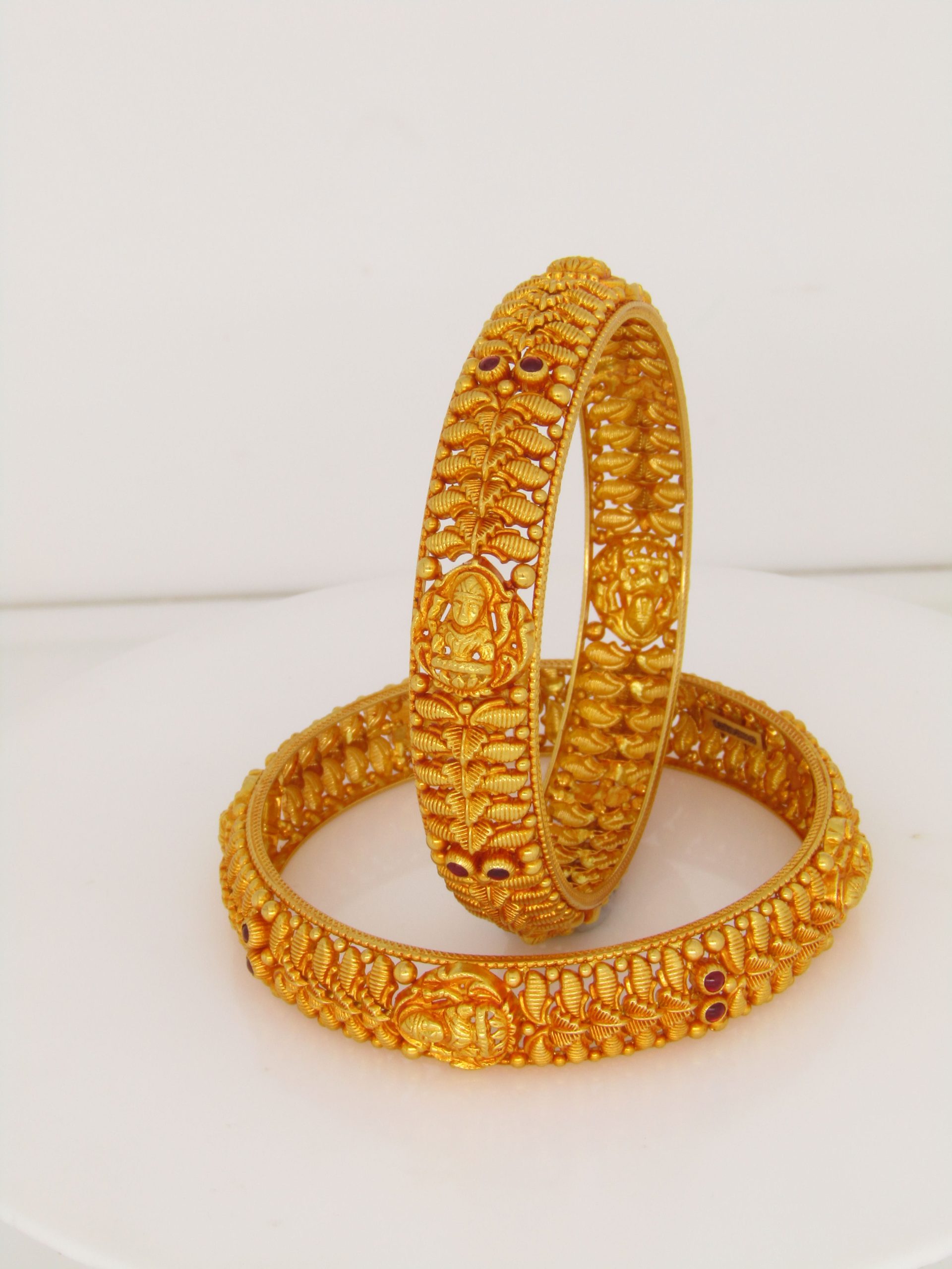 Antq Bangle